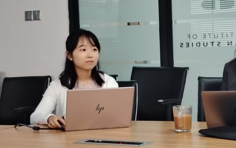 Read more about the article Seminar on Rationality, Identity Negotiation, and Futures: Post-Millennial Ethnic Chinese in Pontianak